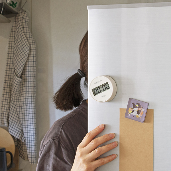 しろくまのいる生活 アクリルマグネット ハロウィン仮装(絵本ナビ×serico)の商品画像3